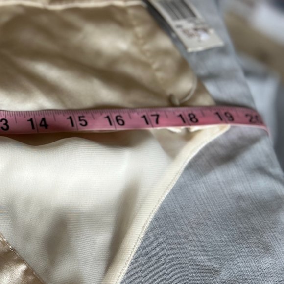 Michael Kors Silk Halter Top NWT button closure Ivory Sexy Summer Date Night - Picture 15 of 15